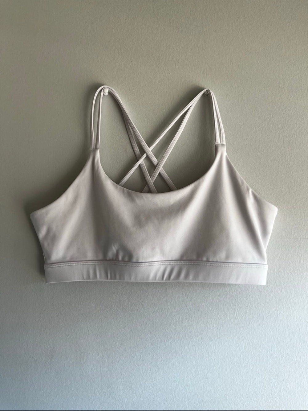 YITTY UltraLuxe Strappy Medium Impact Sports Bra
